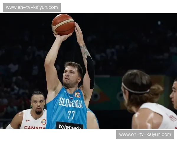 FIBA世界杯转会：一场改变球员命运的全球拍卖